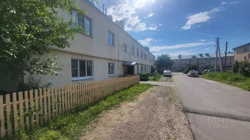 3-к кв. Татарстан, Лаишевский район, Столбищенское с/пос, с. Усады ул. ... - Фото 1