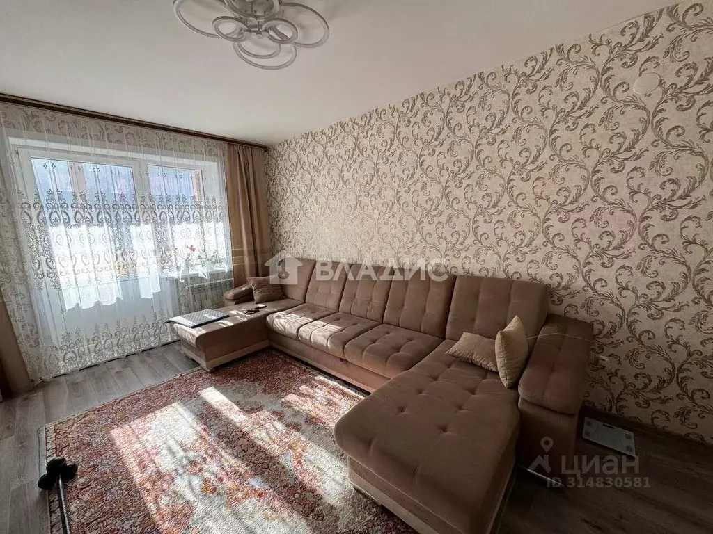 3-к кв. Бурятия, Улан-Удэ ул. Современная, 3 (69.3 м) - Фото 1