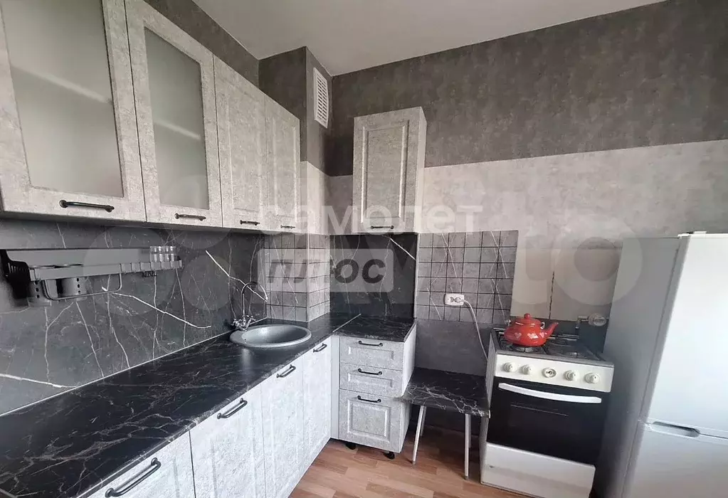 1-к. квартира, 35 м, 4/4 эт. - Фото 1