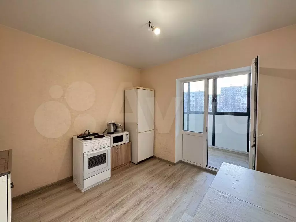 3-к. квартира, 77 м, 6/17 эт. - Фото 0