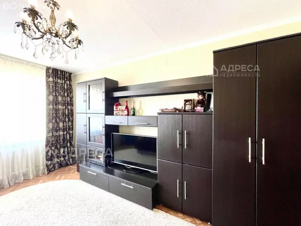 3-комнатная квартира: Азов, Севастопольская улица, 81 (63 м) - Фото 1