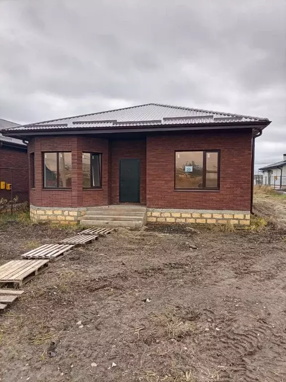 Дом в Ставропольский край, Шпаковский муниципальный округ, с. Надежда, ... - Фото 1