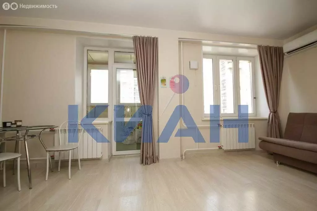 Квартира-студия: Красноярск, Взлётная улица, 7Ж (34 м) - Фото 0