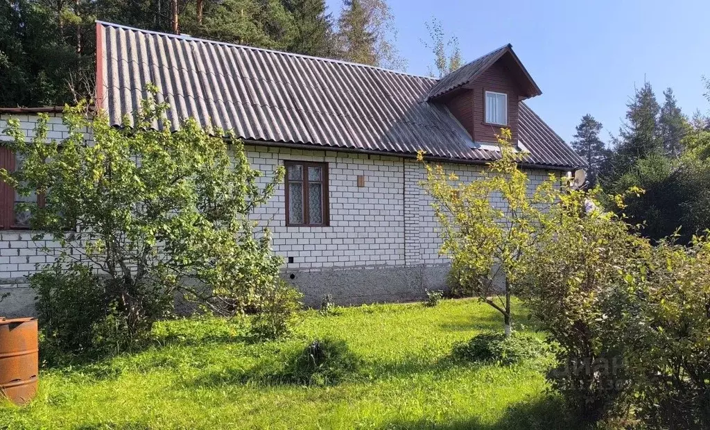 Дом в Ленинградская область, Выборгский район, Рощинское городское ... - Фото 0