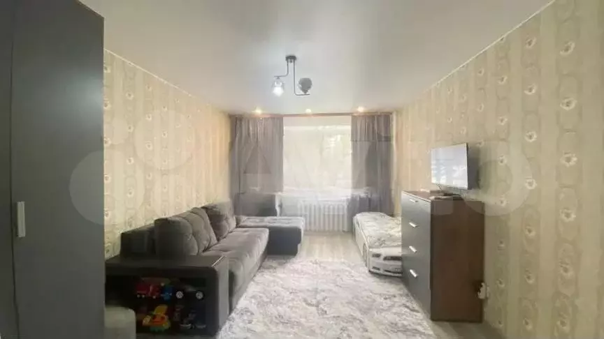 1-к. квартира, 31 м, 1/9 эт. - Фото 0