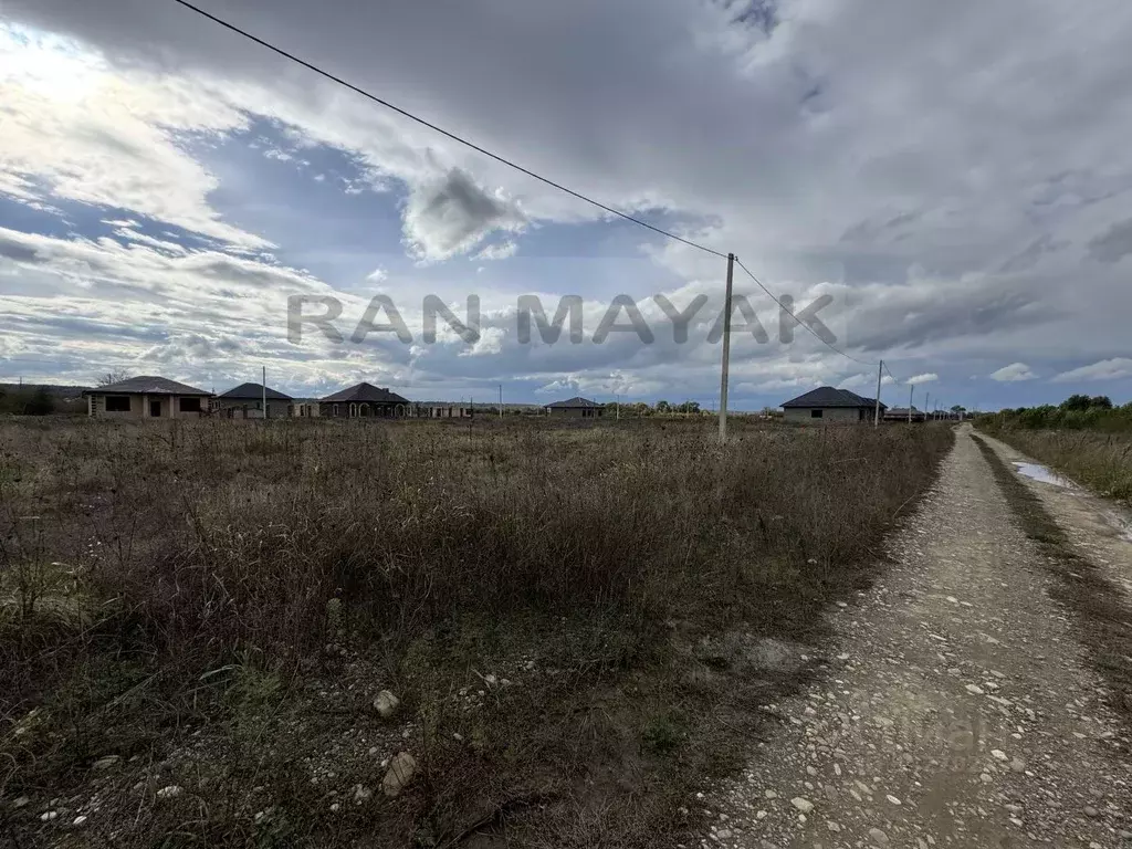 Участок в Адыгея, Майкоп городской округ, Гавердовский хут. пер. ... - Фото 1