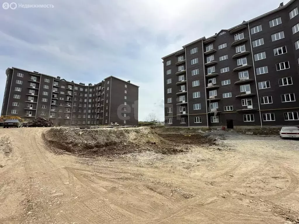 2-комнатная квартира: Магас, улица Дошлако Мальсагова, 25/1 (67 м) - Фото 1