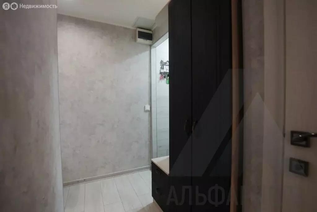 3-комнатная квартира: село Богословка, Молодёжная улица, 2 (60.5 м) - Фото 1