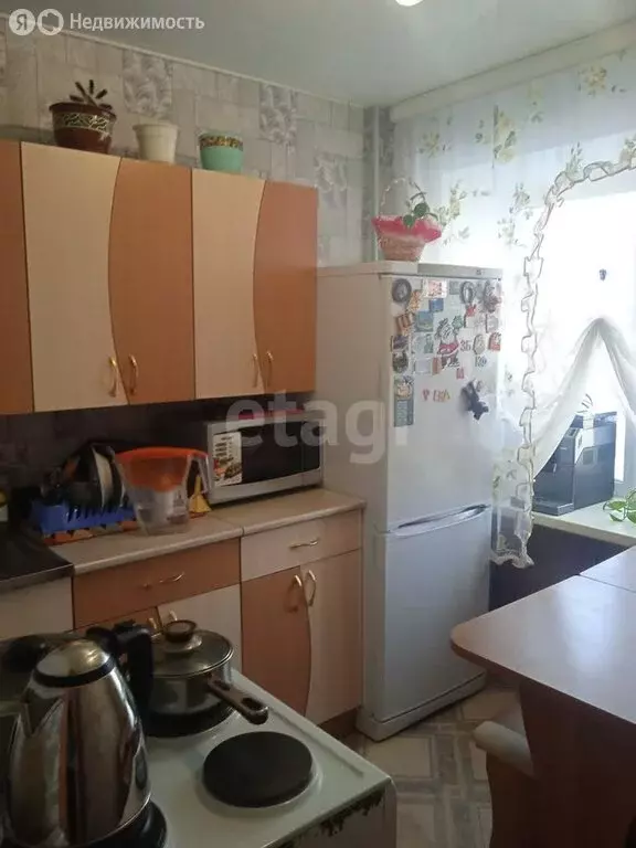 2-комнатная квартира: Ирбит, улица 50 лет Октября, 23 (41.8 м) - Фото 2