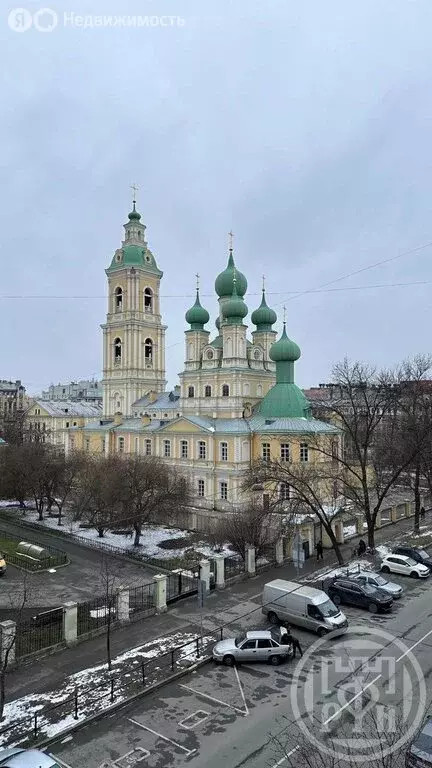 8-комнатная квартира: Санкт-Петербург, 6-я линия Васильевского ... - Фото 1
