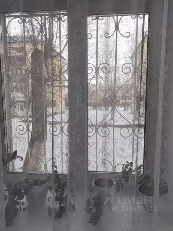 2-к кв. Хакасия, Сорск Усть-Абаканский район, ул. Гагарина, 6 (43.7 м) - Фото 0