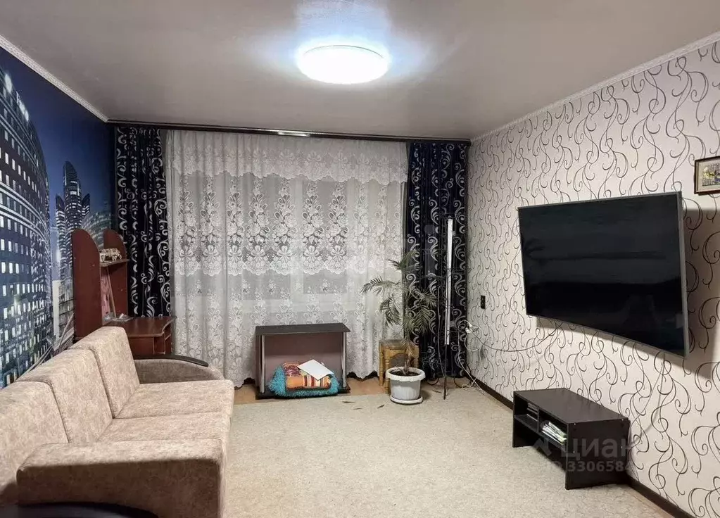3-к кв. Удмуртия, Ижевск Заводская ул., 2 (56.0 м) - Фото 1