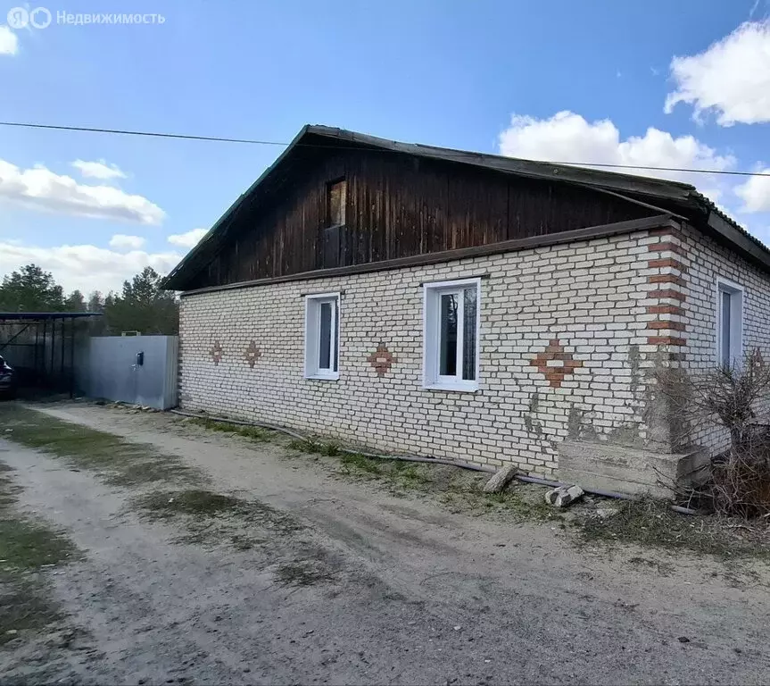 Дом в Ульяновская область, Новоспасское городское поселение, деревня ... - Фото 1
