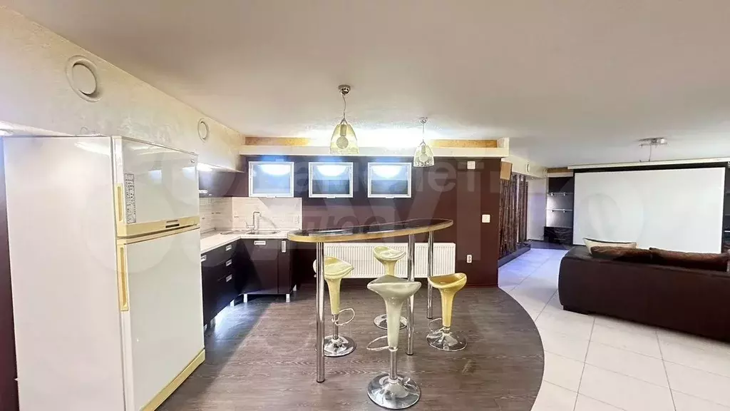 10 и более-к. квартира, 344 м, 6/6 эт. - Фото 1
