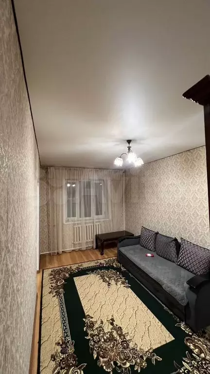 2-к. квартира, 70 м, 1/2 эт. - Фото 1