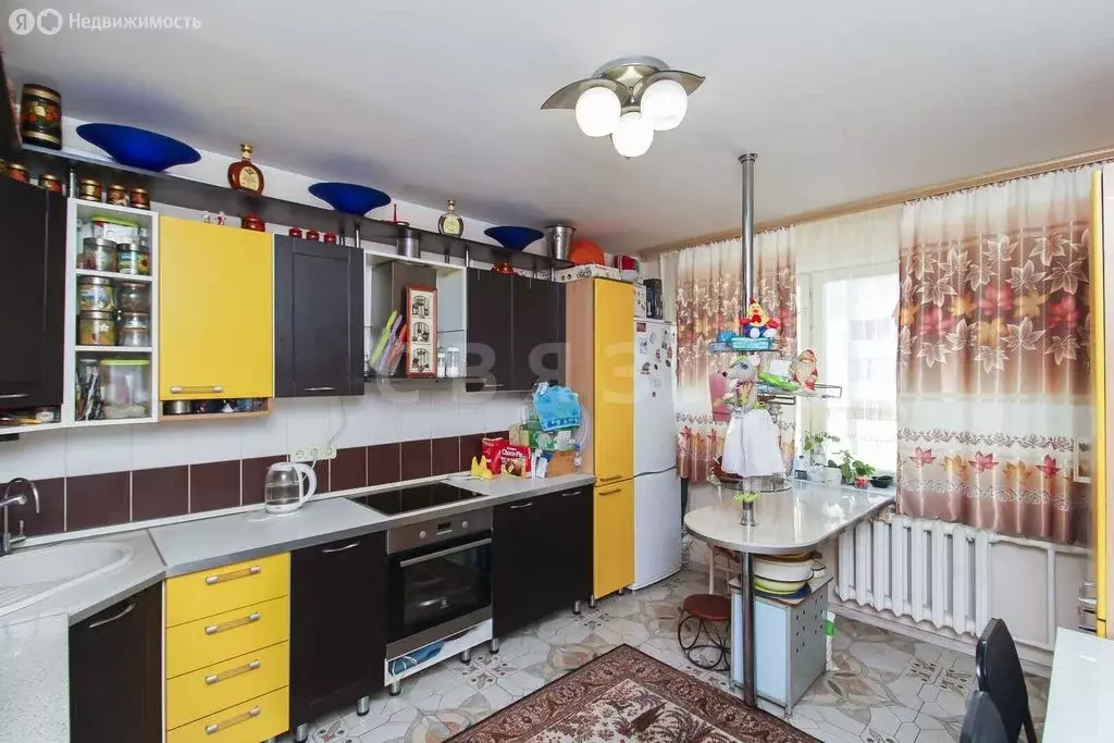 3-комнатная квартира: Тюмень, улица Пермякова, 72к1 (90.9 м) - Фото 1