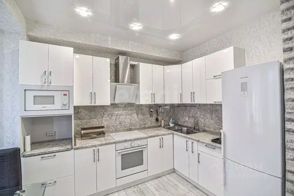 2-к кв. Сахалинская область, Южно-Сахалинск Ветеранская ул., 16к5 ... - Фото 1