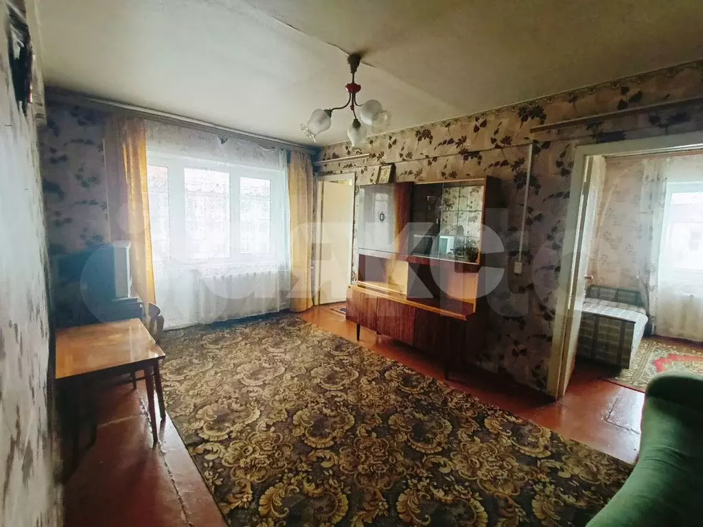 4-к. квартира, 60 м, 5/5 эт. - Фото 1