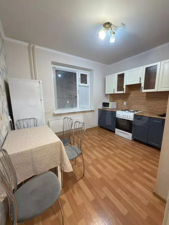 1-к. квартира, 39 м, 2/9 эт. - Фото 0