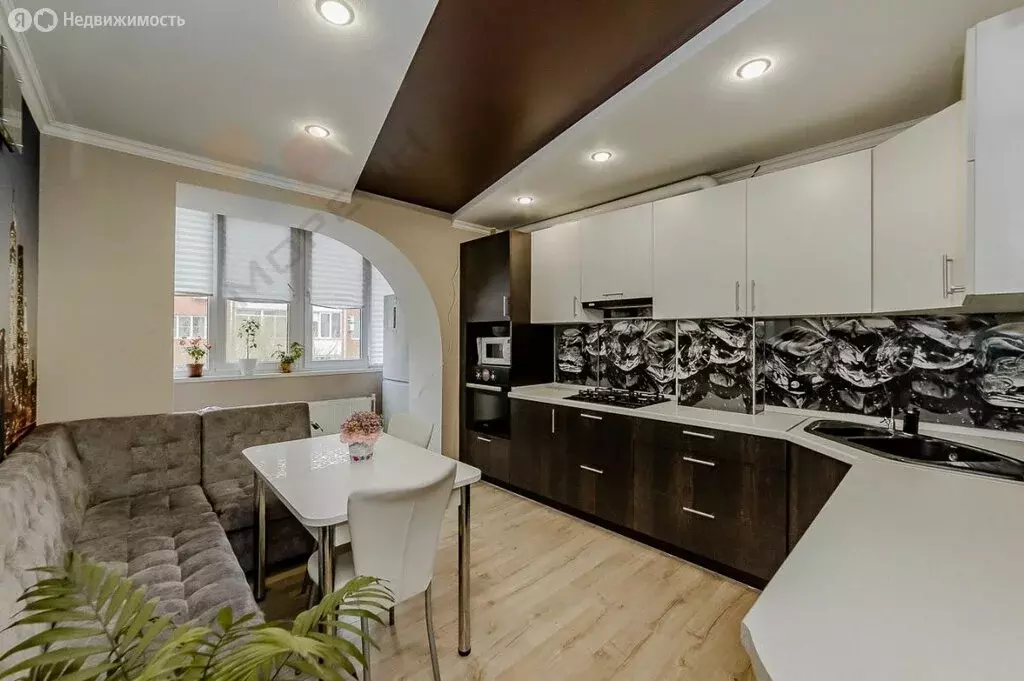 1-комнатная квартира: посёлок городского типа Яблоновский, улица ... - Фото 1