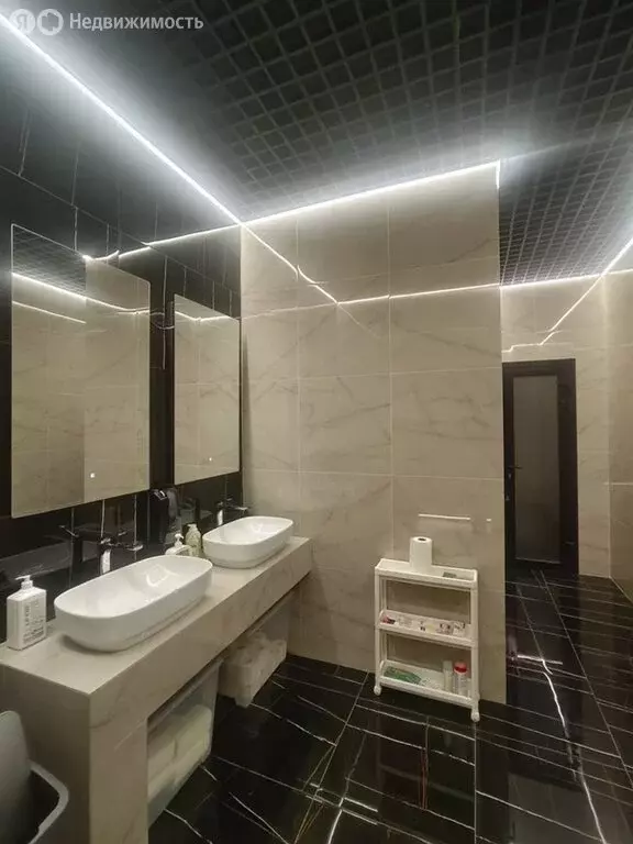 Офис (200 м) - Фото 1