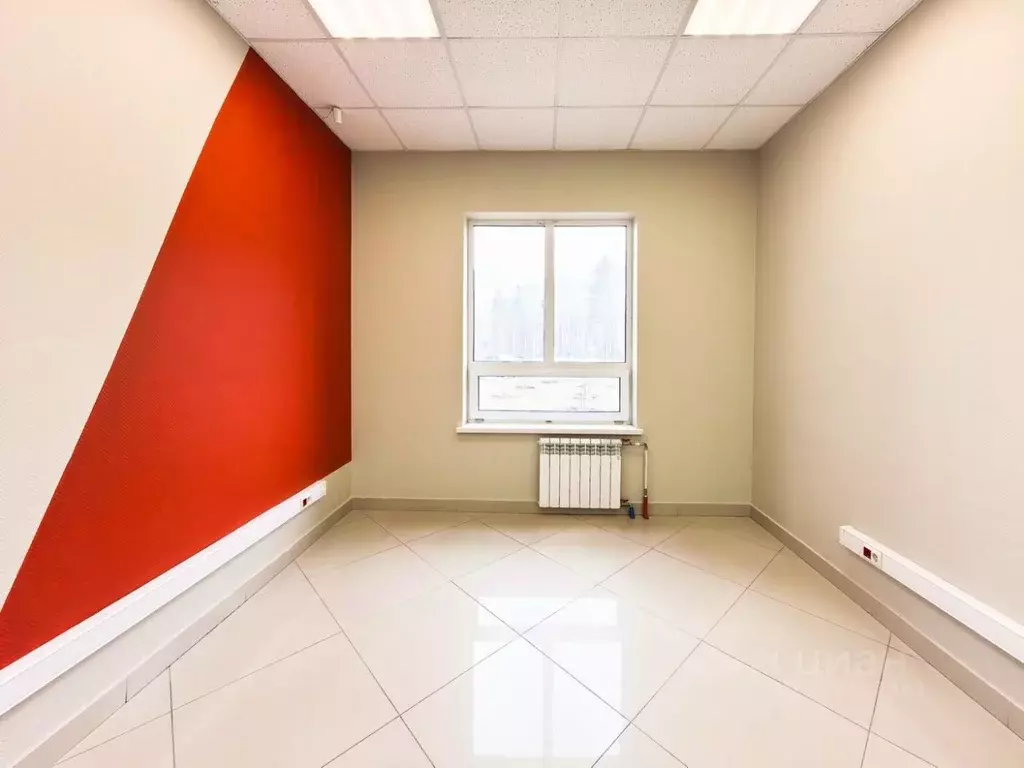 Офис в Свердловская область, Екатеринбург ул. Чкалова, 231 (21 м) - Фото 1