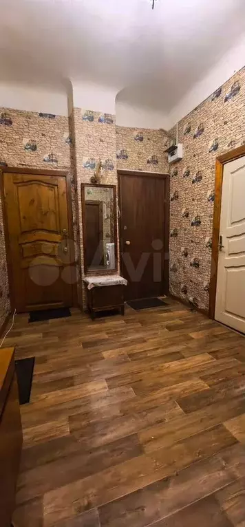Комната 16 м в 4-к., 1/2 эт. - Фото 1