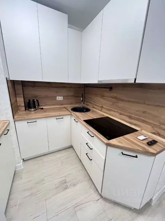 2-к кв. Астраханская область, Астрахань ул. Ахшарумова, 29 (40.0 м) - Фото 1