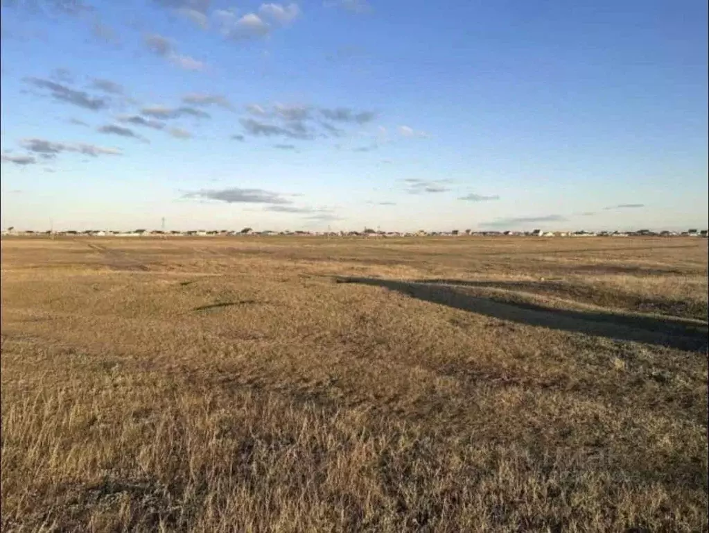 Участок в Саха (Якутия), Якутск городской округ, с. Хатассы ул. ... - Фото 1