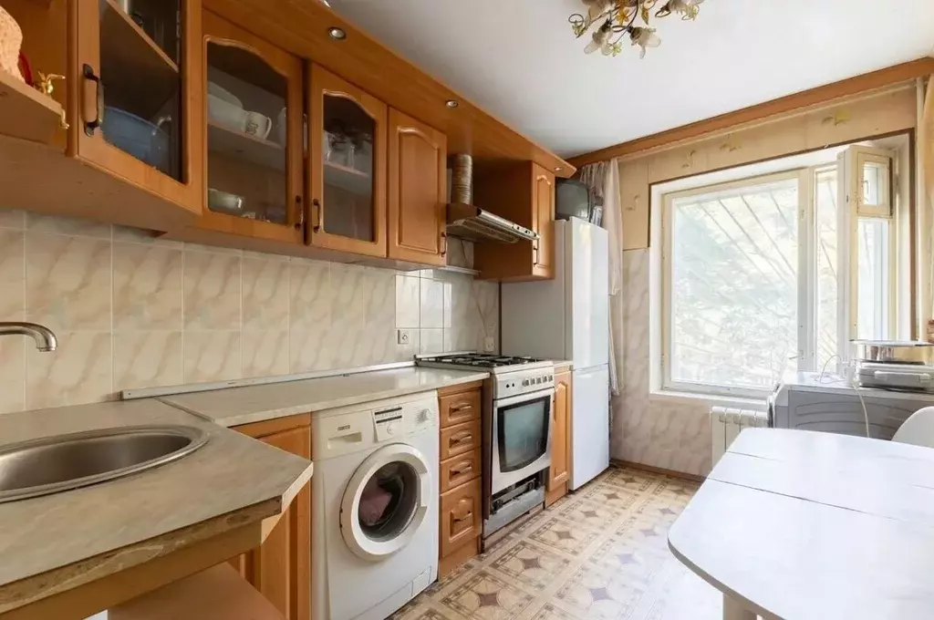 3-к кв. Москва ул. Введенского, 27К2 (60.6 м) - Фото 1