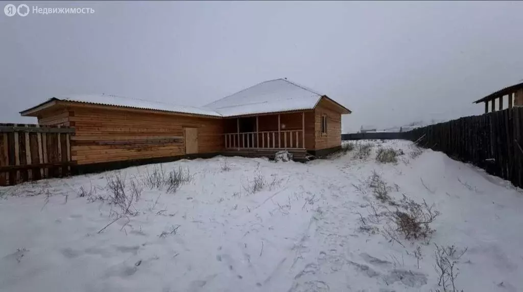 Дом в село Сотниково, Приборная улица, 18 (199 м) - Фото 1