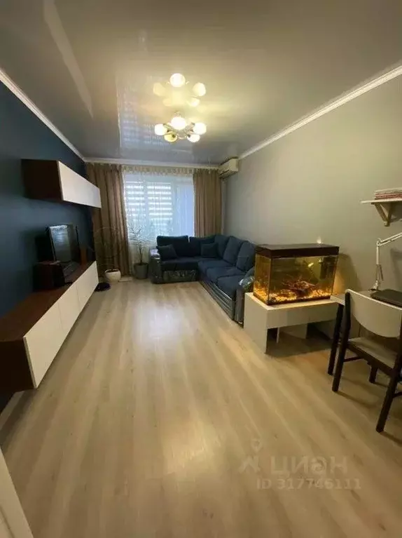 3-к кв. Крым, Симферополь ул. Героев Сталинграда, 29 (60.0 м) - Фото 0