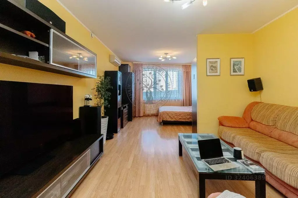 2-к кв. Свердловская область, Екатеринбург ул. Фролова, 19к1 (76.3 м) - Фото 2