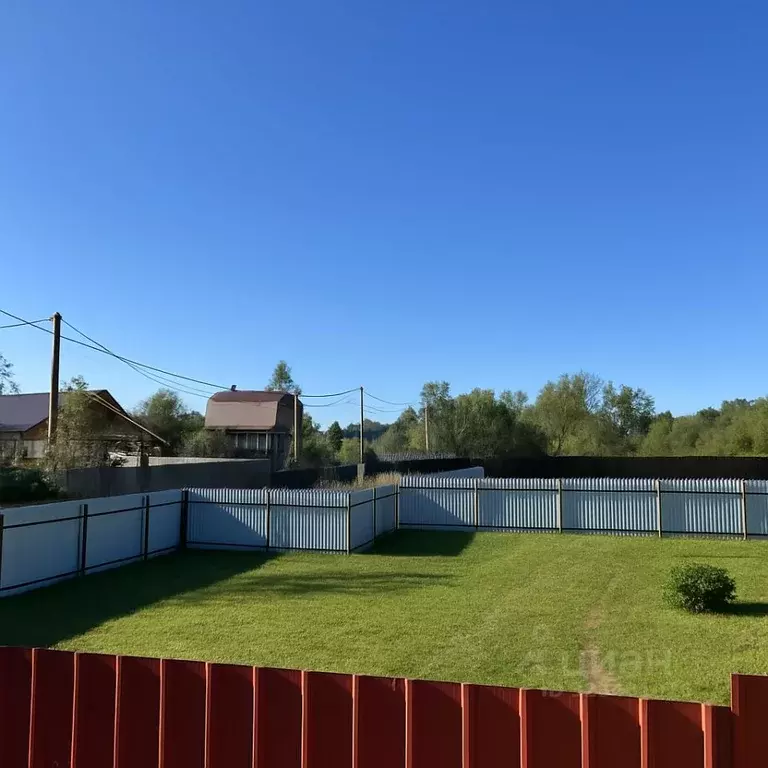 Участок в Калужская область, Совхоз Боровский с/пос, д. Комлево ул. ... - Фото 2