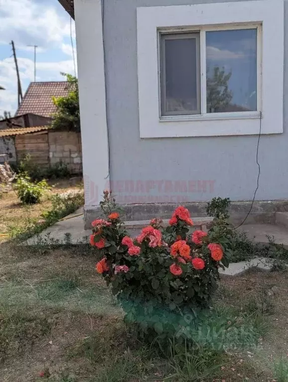 Дом в Астраханская область, Астрахань пер. 1-й Поволжский (61 м) - Фото 1