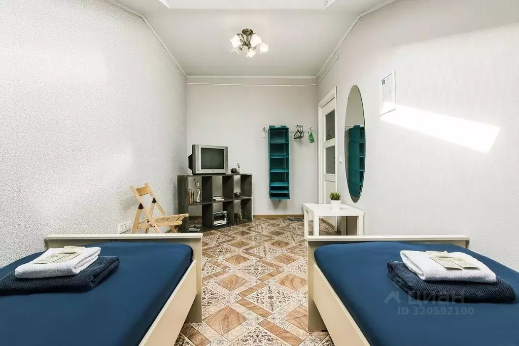 Комната Санкт-Петербург Малая Конюшенная ул., 10 (11.0 м) - Фото 1