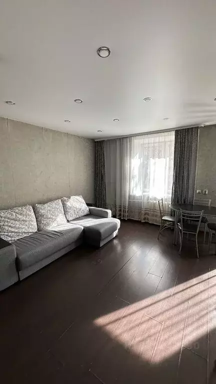 Студия Иркутская область, Иркутск ул. 2-я Железнодорожная, 59 (30.0 м) - Фото 1