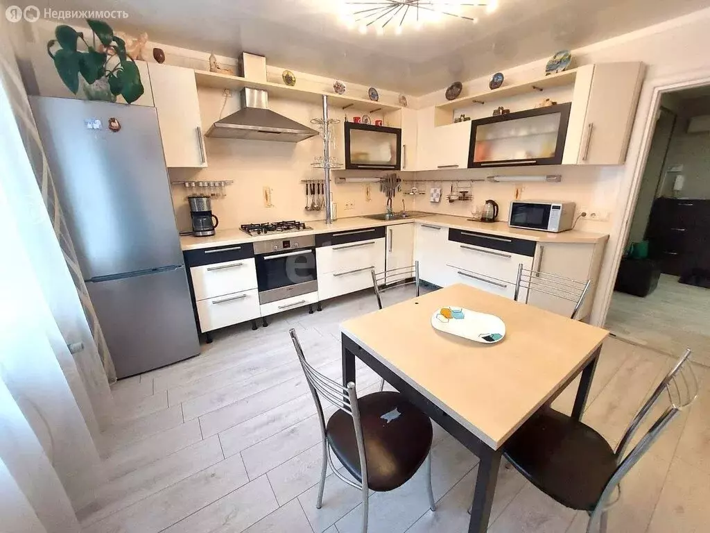 3-комнатная квартира: Казань, Ново-Светлая улица, 20 (94.7 м) - Фото 2