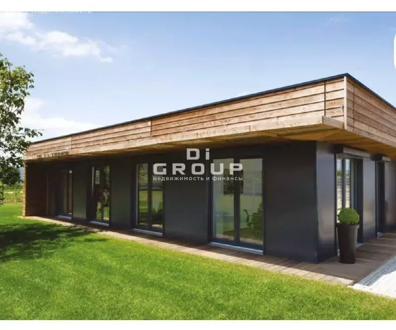 Торговая площадь (700 м) - Фото 1