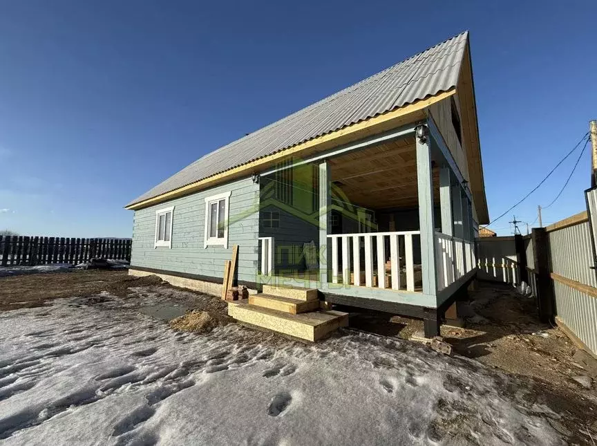 Дом в Бурятия, Иволгинский район, Нижнеиволгинское с/пос, с. Нижняя ... - Фото 1