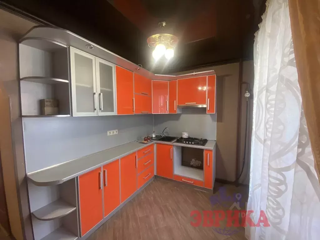 2-к кв. Краснодарский край, Крымск Надежда мкр, ул. Надежды (50.6 м) - Фото 1