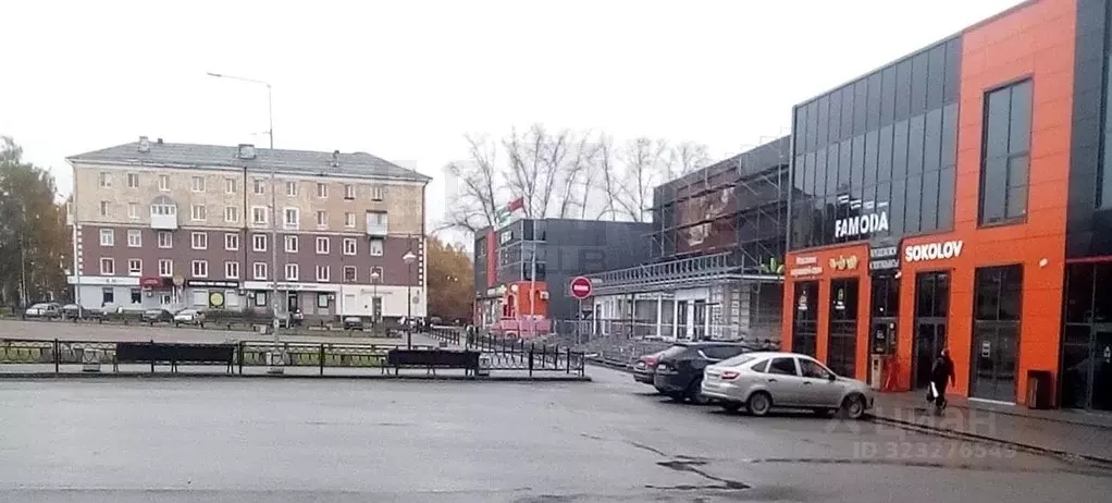 Торговая площадь в Свердловская область, Ревда ул. Максима Горького, ... - Фото 2