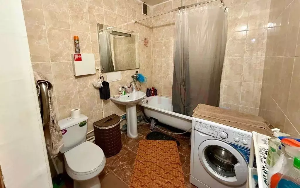 1-к кв. Белгородская область, Старый Оскол Дубрава мкр, 1 кв-л, 19 ... - Фото 2