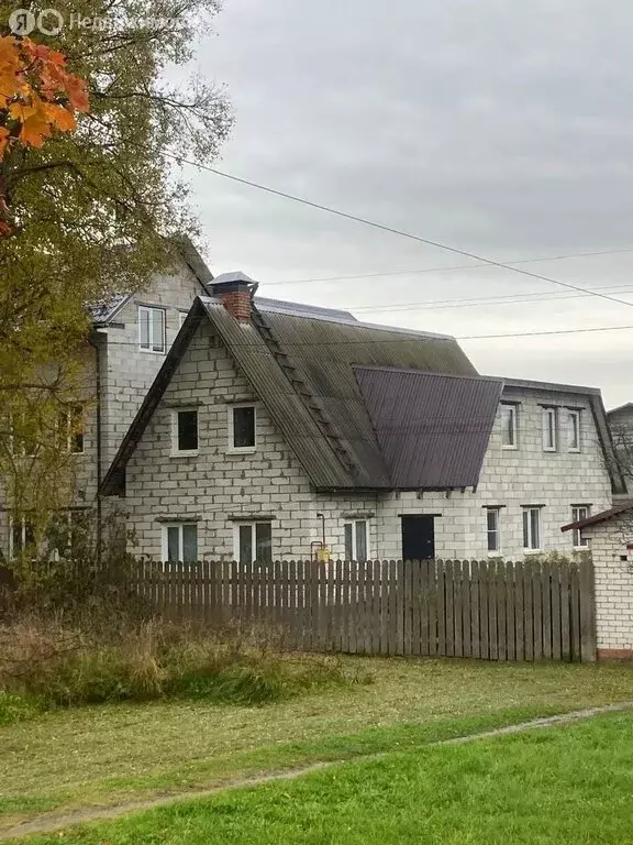 Дом в Детчино, улица Ленина, 77 (256 м) - Фото 1