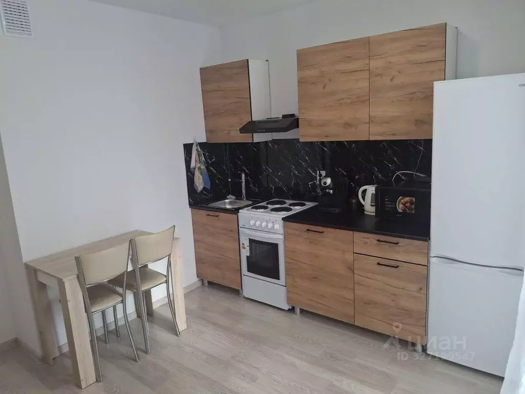 Студия Свердловская область, Екатеринбург ул. Софьи Перовской, 106А ... - Фото 1