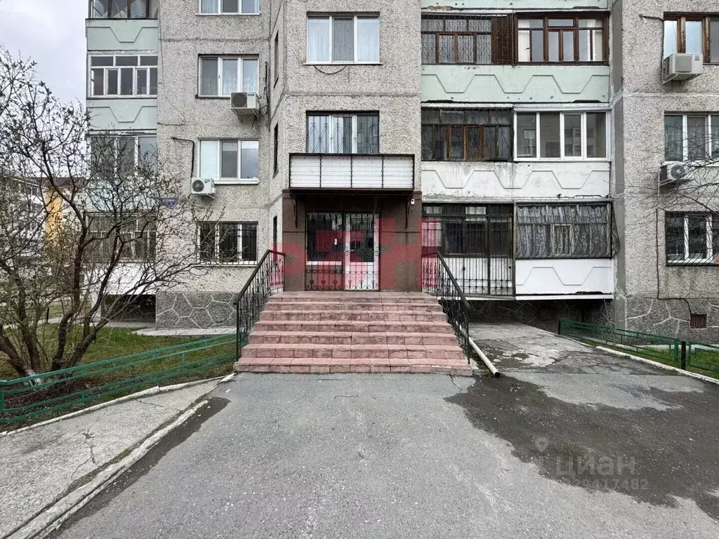 Помещение свободного назначения в Тюменская область, Тюмень ул. ... - Фото 2