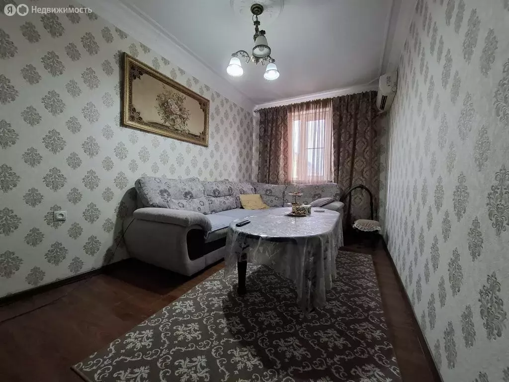 2-комнатная квартира: Дербент, улица Магомеда Разаханова, 30 (42 м) - Фото 0