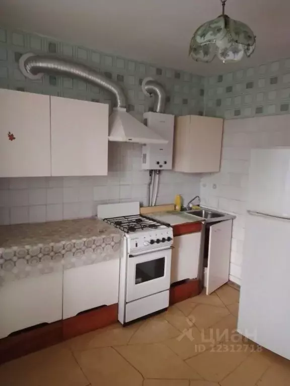 2-к кв. Крым, Керчь ул. Кавказская, 3 (50.0 м) - Фото 0