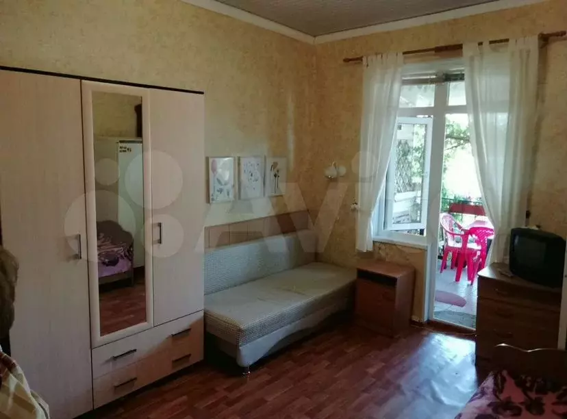 Комната 20м в 3-к., 1/2эт. - Фото 0