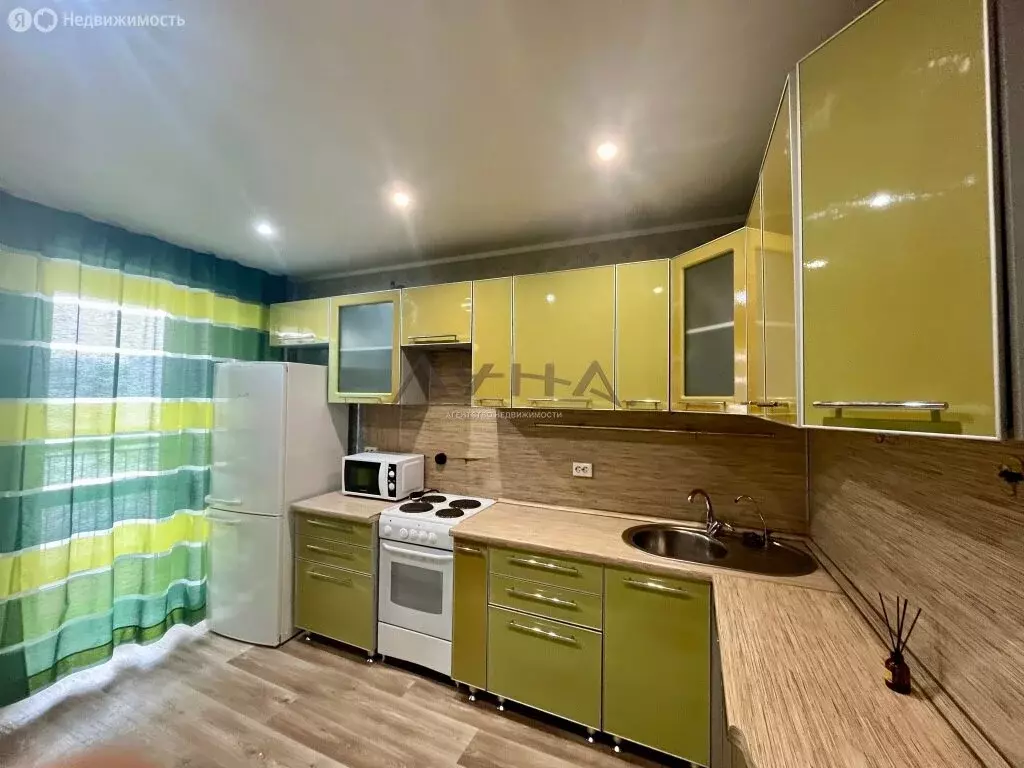 1-комнатная квартира: Набережные Челны, Набережночелнинский проспект, ... - Фото 1